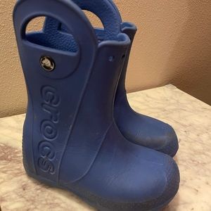 Crocs 11 Toddler Blue Rain Boots - GUC